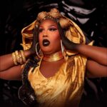Jada Shada Hudson Instagram - Category is …. ⚫️PAINT⚫️ . …..⚫️✊🏾BLACKNIFICENT✊🏾⚫️. (Adjective). ……………………Definition………………………: …elaborately infused with melanin, extravagantly dripping in striking black beauty, elaborately bathed in chocolate. . This Runway was an amazing piece came to life with nights of thinking, researching, making sure everything was just right… From the hand molded faces with different features to look realistic to the hood. . Black people are always targeted when they wear a hood (hoodies) so we wanted to ad the most beautiful hood…. 👗🪡🧵: @starkerscorsetry 💇🏾‍♀️: @callherperla 👡: @weareshoefreaks 📸: @colingaudet45 💻: @theonlysapphire (edit) Honorable mention for assisting with this project @ernestolazari & @itsalexdooley🙏🏾 . Watch #CanadasDragRace now on @wowpresentsplus worldwide (ex. Canada) and @cravecanada in Canada 🏁 @canadasdragrace #canadasdragraceseason3 #crave #dragrace #jadashadahudson #blacknificent #blm #blackisbeautiful