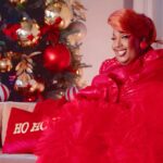 Jada Shada Hudson Instagram - 🎬🎥…It’s Here🎄CHRISTMAS WITH YOU🎄 MusicVideo🧸 …….Can I Spend Christmas With 🫵🏾 With 🫵🏾 and With 🫵🏾 🫶🏾 🧸 Something Fun 😍 for the Holidays🧸 with my sister @sofondato. A true Toronto Legend and staple©️ 📝 @sofonda With a little sprinkle✨ of Jada in the bridge 🎥 @_jamesaf_ 💁🏻‍♀️ @sarahmciintyre (assistant) 🖼️ @mintroomstudios @pretoloft