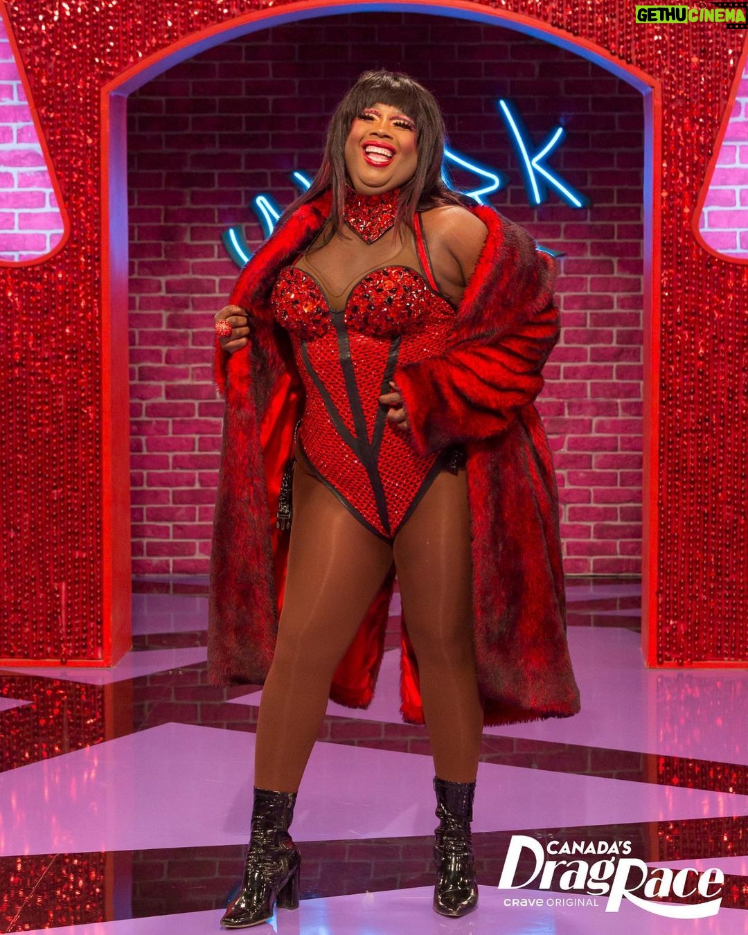 Jada Shada Hudson Instagram - Toronto’s Turnup Queen has entered the building 😜 ……….. What’s GOODIE, It’s time to TURNUP🫶🏾….. . . Watch the premiere episode of #CanadasDragRace now on @wowpresentsplus worldwide (ex. Canada) and @cravecanada in Canada 🏁 . . 👑 by: @ophelia_manson 🩱 by: @jeffchristensento 💅🏾 by: @clorebeauty 📸 by: @asquaredphoto