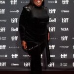 Jada Shada Hudson Instagram - SWIPE ◀️Toronto it’s that time again 🎬🎥🎞️ #tiff23 @tiff_net ……. 📸RedCarpet for the Premiere of @sololefilm a Queer film directed and written by @sophiedupuis ……. 🎬Get Ready because this film will make you laugh & cry, there’s DragEntertainment, Drama fights and a heartfelt love story💔. It Comes out OCT 6th am te watching it for sure🎞️ 📸 by @arthurmola (🎥 by My assistant @tannerladi) TIFF