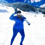 Jada Shada Hudson Instagram - ⛷️🏂 Ski Weekend is Off to a Great start @bluemtnresort @bluemtnvillage …….. catch me around the BlueMountain Village for shows and a huge SoldOut Brunch on Sunday sponsored hy Vizzy . . 📸 @penylanemk Blue Mountain Ski Resort