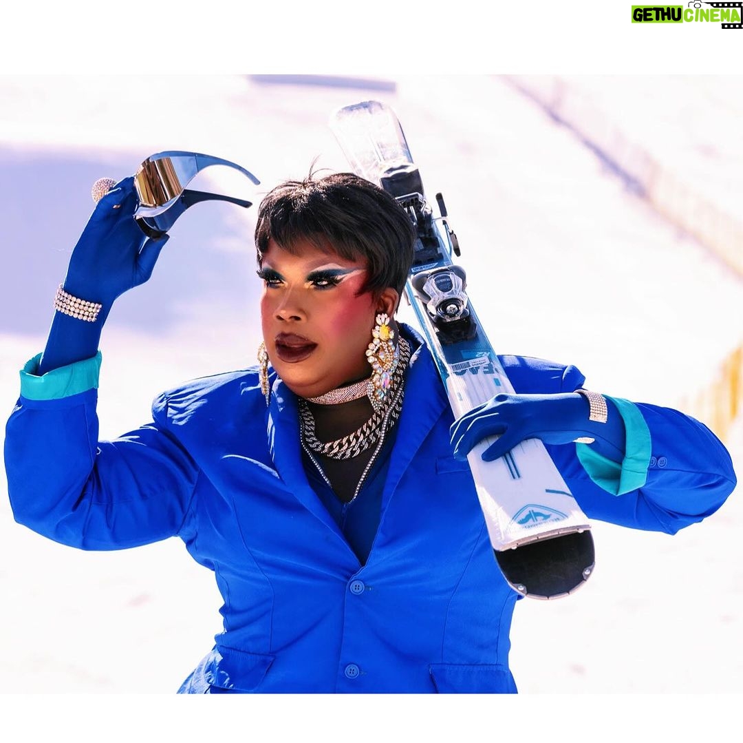 Jada Shada Hudson Instagram - 🏳️🌈🏔️🏂⛷️Are You READY CANADA?🇨🇦 Ontario’s Biggest & Largest Winter Pride Festival March1-3 @bluemtnresort @bluemtnvillage ……… . .Picture staying on a huge Resort suites, chalets, rooms etc and for a full weekend you can attend parties, drag shows, dragbingo, dragbrunch and a HUGE PRIDE SHOW EXTRAVAGANZA starring from @rupaulsdragrace @omgheyrose and your @canadasdragrace runner ups Season 4 @auroramatrix and Season 3 Torontos Turnup Queen me 🤰🏾JadaHudson ……… . That’s not all Joining us are my sisters and BlueMountains Icons @katinka_kature @devinedarlin @baby_bel_bel. 👇🏾Along With 6 Toronto divas @callherperla @thevirgoqueen.to @itsvangoth @makayla.couture @_imarra @thedestinydoll and local Collingwood entertainers, comedians, dancers OMG 😲🙌🏾 . 🎟️🎫 Tickets and Info VISIT www.PrideBluemountain.ca 📑Management @thenevstevensgroup Blue Mountain Ski Resort