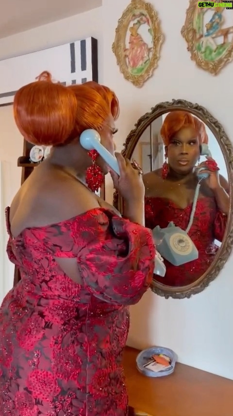 Jada Shada Hudson Instagram - Hello @rupaulofficial ………. She hung up🤷🏾♀️. . This Cast this Season said @canadasdragrace Cast of 2023 The Drag Race franchise worldwide had some dope castings this Year👌🏿 . . @worldofwonder @wowpresentsplus