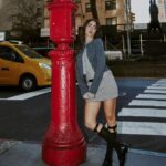 Jade Picon Instagram - nyc para @glamourbrasil 🍎💫🌃 saiu a matéria e está linda! Foto: Bárbara Gabrielle @barbaragabriellee Produção Executiva: Ag New York @ag.newyork Styling: Amandha Gaio @amandhagaio Beauty: Laura Pantoja @laupantoja Vídeo: André Deko @deko__ Assistente de foto: Otávio Martins @otaviomartn Assistentes de styling: Juliana Gomes @julianascgl Lucas Cruz @ricaalucas New York, New York