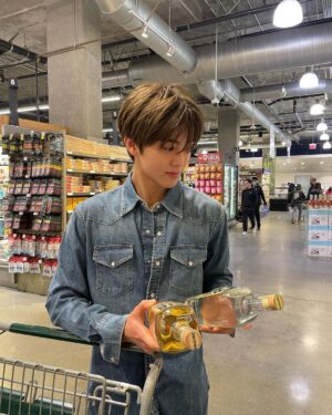 Jaemin Instagram - Grocery store in LA🇺🇸🛒