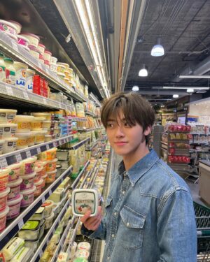 Jaemin Instagram - Grocery store in LA🇺🇸🛒