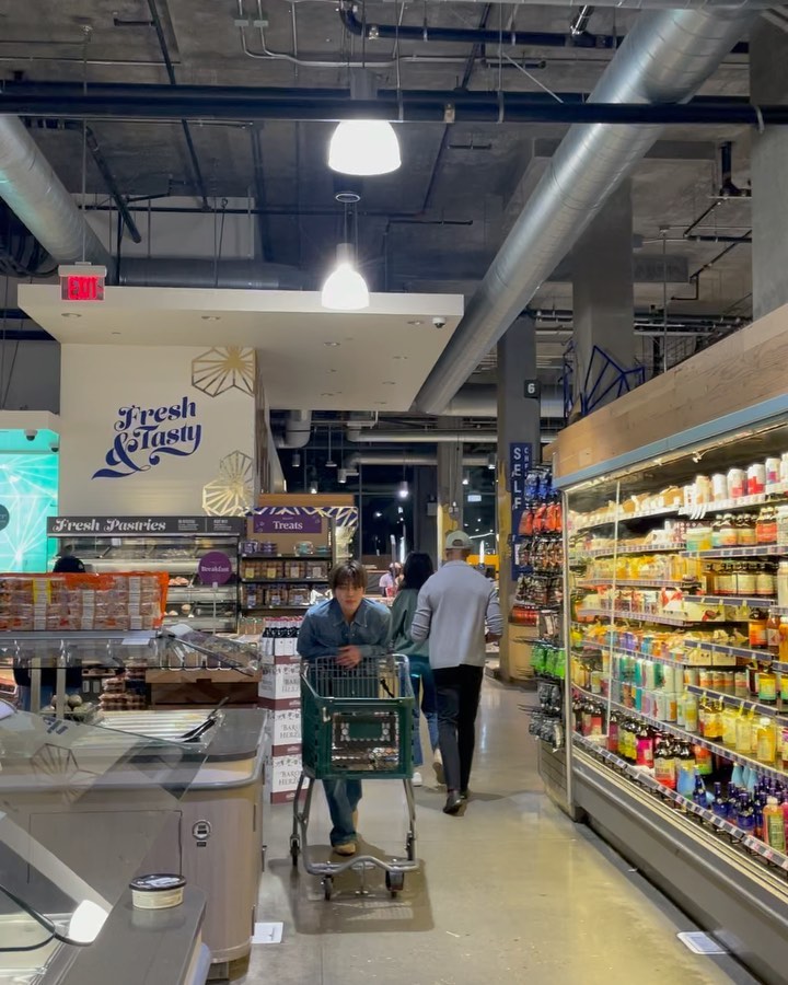 Jaemin Instagram - Grocery store in LA🇺🇸🛒