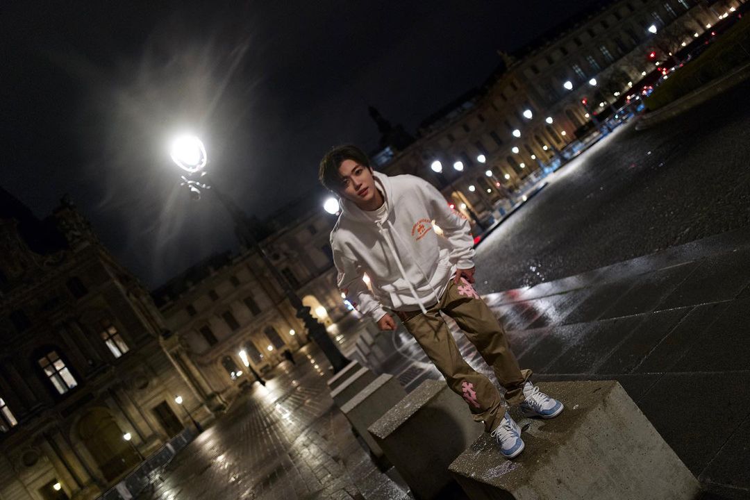 Jaemin Instagram - 🇫🇷D-2 After the concert I got a lot of good energy from you guys Paris😻!!! You guys were soooooo litttt🔥 Thk you for coming! and Thk you for filling the concert with green light💚 We will back to Paris ASAP We can😚 Je vous aime tous.❤️