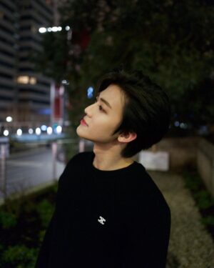 Jaemin Instagram - 😚My dear London NCTzens 💚 I got a lot of good energy from you guys!🙏Always be healthy and happy 😊 
I'll be back as soon as I can!🇬🇧❤️