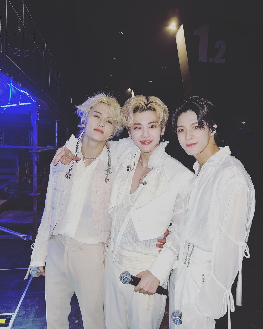 Jaemin Instagram - Thank you for so much of your love at our first concert as 7dream💚 in Hongkong🇭🇰! We will try to visit Hong Kong🇭🇰 more often! Stay healthy and don't skip a meal😽. Love you all💗