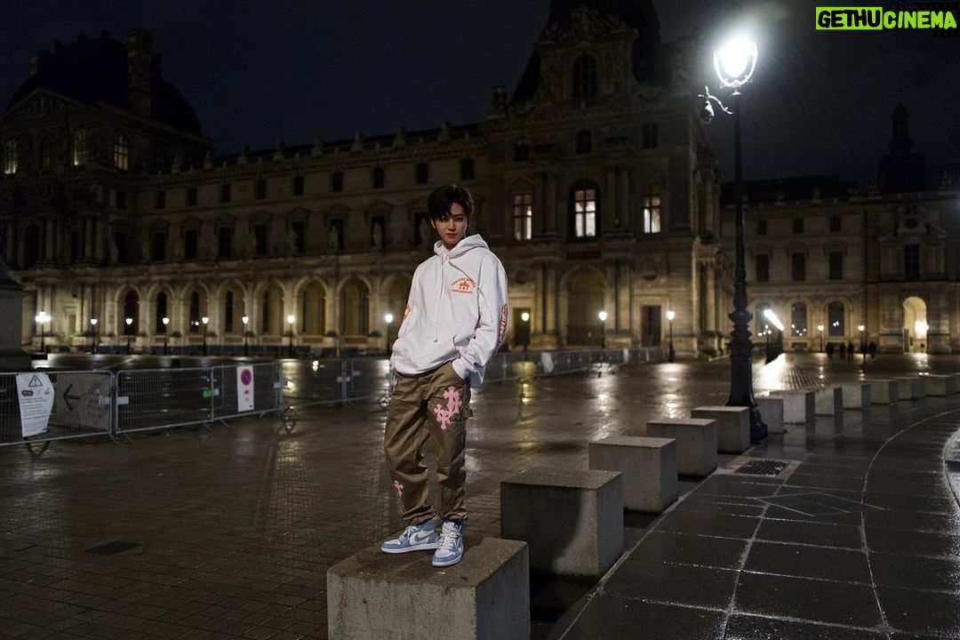 Jaemin Instagram - 🇫🇷D-2 After the concert I got a lot of good energy from you guys Paris😻!!! You guys were soooooo litttt🔥 Thk you for coming! and Thk you for filling the concert with green light💚 We will back to Paris ASAP We can😚 Je vous aime tous.❤️
