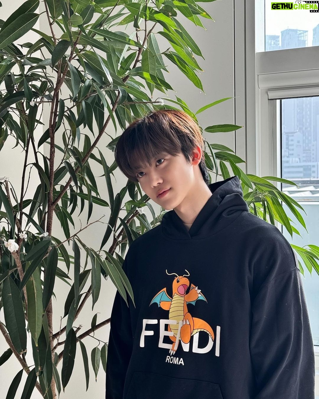 Jaemin Instagram - #FendiFRGMTPokemon @fendi 💛🐉💛