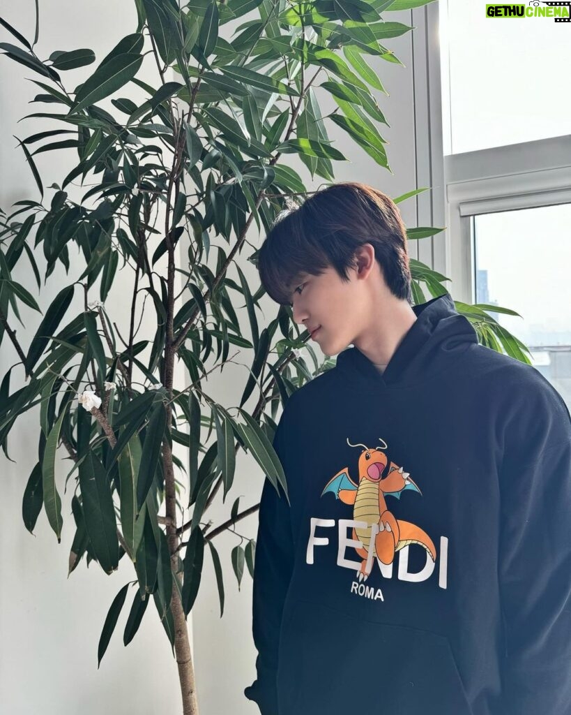 Jaemin Instagram - #FendiFRGMTPokemon @fendi 💛🐉💛