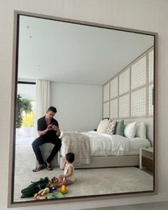 Jaime Lorente Instagram - Gracias @pacasohomes por unas vacaciones de lujo. Que gozada disfrutar de vuestras casas❤️