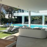 Jaime Lorente Instagram - Gracias @pacasohomes por unas vacaciones de lujo. Que gozada disfrutar de vuestras casas❤️