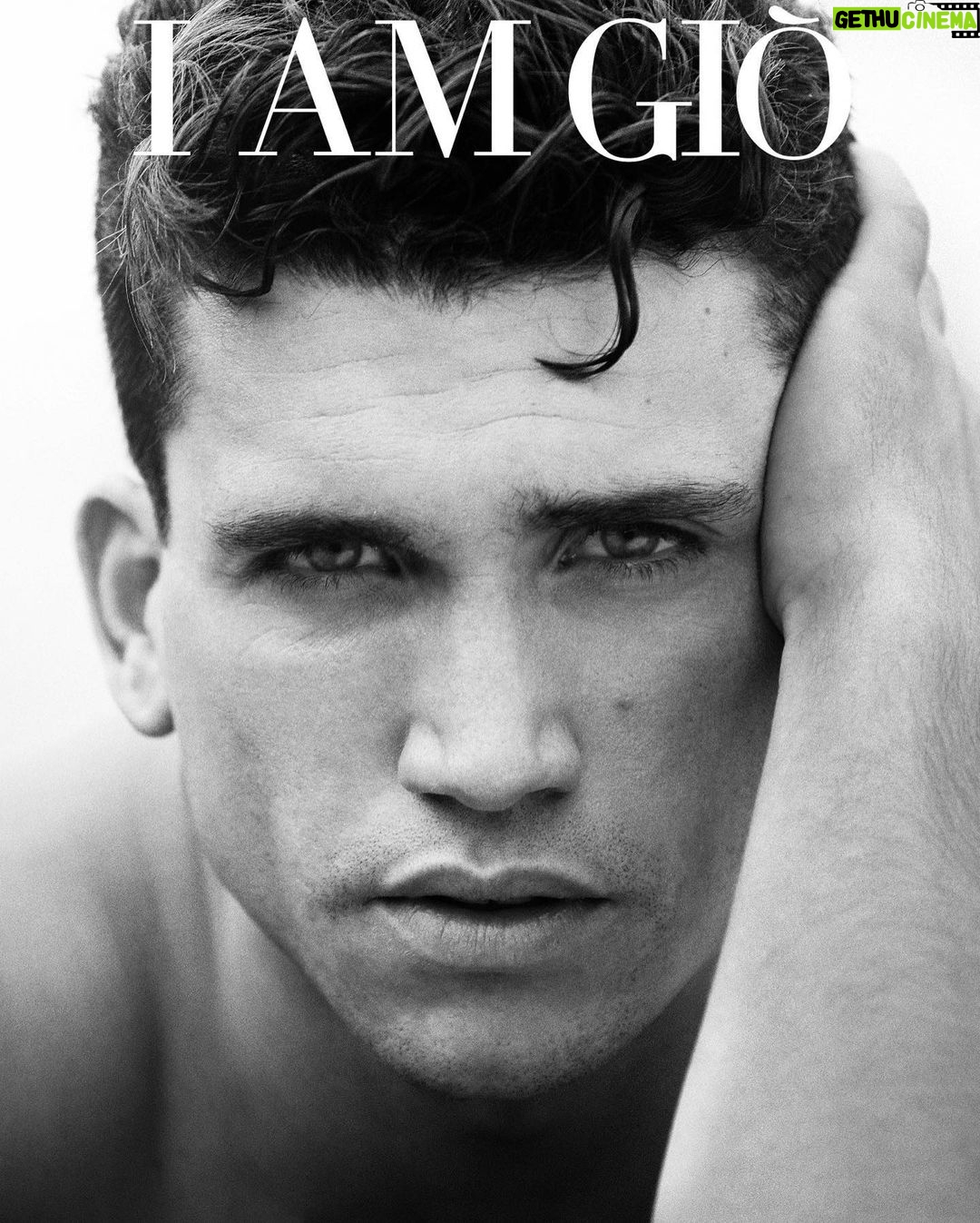 Jaime Lorente - 199.7K Likes - #AcquaDiGio celebra su 25 aniversario y formar parte de su nueva campaña ha sido todo un lujo
#armanibeauty