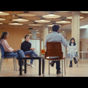 Jaime Lorente Instagram - Esta noche se emite el @salvadostv en el que tuve el placer de estar charlando y compartiendo sobre salud mental. En un ejercicio de humildad y humanidad máxima cualquier gesto suma para ponerle  voz a este monstruo invisible pero no invencible.
@amaia 
@gonzo_queitano 
@lasexta