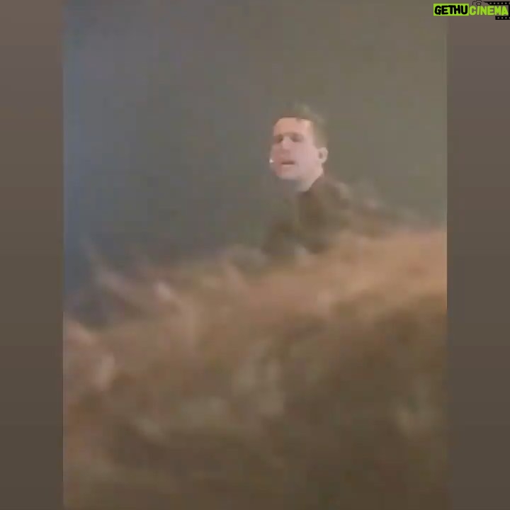 Jaime Lorente - 426.8K Likes - Todavía sigo emocionado del otro día! Por muchísimos más! Os quiero familia 🖤
A ti sobretodo @pablogareta1