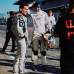 Jaime Lorente Instagram - @pepemartiofficial parezco piloto y todo no?🏎️🏎️😎