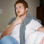 Jake Austin Walker Instagram - Had a chat with @behindtheblinds about life, treasure hunting, and everything in between. Full article in story ❤️ 📸: @lucca