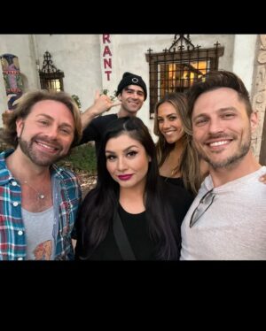 Jake Helgren Instagram - The strikes were admittedly a tough time the second half of this year, but at least we finished out our production year with a bang.  I love this beautiful cast. I love our insanely talented crew. Our little film family. 

Check out A Cowboy Christmas Romance this Saturday at 8PM as part of @itsawonderfullifetime on @lifetimetv 🤠🌲♥️
.
.
.
#ninthhousefilms #lifetimetv #lifetimechristmasmovies #directorlife🎬🎥 #itsawonderfullifetime