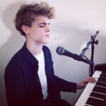Jake Katzman Instagram - Acoustic Cover Song Love Me Less by MAX #grateful #creationinisolation #allinthistogether #jakekatzman @jakekatzman #singer #singersongwriter #teen #teensinger #musician #isolationcreation #thankfulfortheherosofthisvirus @bustedbearproductions.llc #socialdistancing @kevinlileskwl #pianocover #quarantine #beingpositive #shareyourstorywithme @maxmusic @randallemmettfilms USA.United States Of America