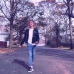 Jake Katzman Instagram - Music Video 💔LOVE HURTS 💔 copy/paste YouTube Link for full video https://youtu.be/YFD1Lbr35F8. . . .. #love #breakup #music #singer #singersongwriter #music #tiktok #actor #teen #trending #trend #musicvideo #spotify #applemusic #grateful #goodvibes @jakekatzman @bustedbearproductions.llc @heelys_official #heelys #popmusic United States