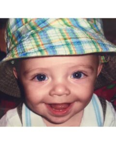 Jake Katzman Instagram - IT’S MY BIRTHDAY!! My wish is for everyone to be happy & healthy!! Swipe and see ! . . . . . . #birthday #birthdaywishes #teen #celebrate #jakekatzman @jakekatzman #grateful #instagram