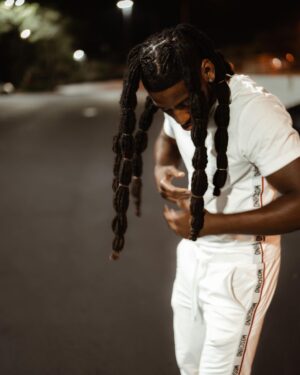 James Perkins Instagram - I’m From the Eastside of Detroit… we don’t usually get far.  But thats on God ima make it out😮‍💨 I was born a star 💫

📸: @kungfuukenny0__o
