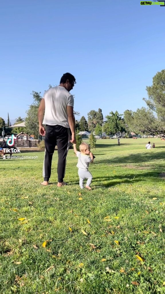 James William O'Halloran Instagram - Sometimes I’m just grateful we live in a time that we can capture moments like this. #grateful #dadsofinstagram #preciousmoments Los Angeles, California