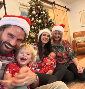 James William O'Halloran Instagram - Merry Christmas and a happy New Year everyone! 🎅 🎄