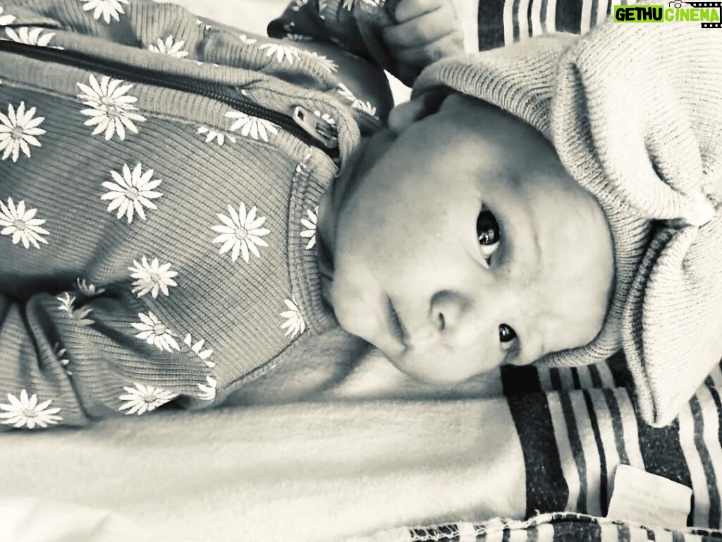 James William O'Halloran Instagram - My heart is exploding with love for our new little girl, awe of @jaimeeohalloran and her superhuman powers and pride for new big brother Max. Life is good. Mum and baby doing great ❤️❤️❤️ Los Angeles, California