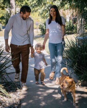 James William O'Halloran Instagram - Don’t work with children or animals? Such rules don’t apply to gurus like @michaelhartwich who captured these treasured moments. ❤️