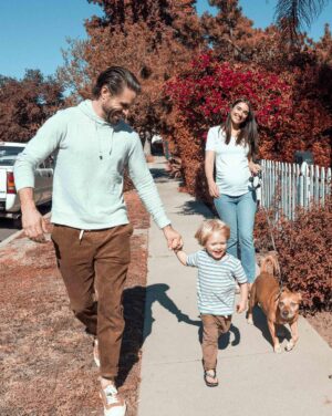 James William O'Halloran Instagram - Don’t work with children or animals? Such rules don’t apply to gurus like @michaelhartwich who captured these treasured moments. ❤️