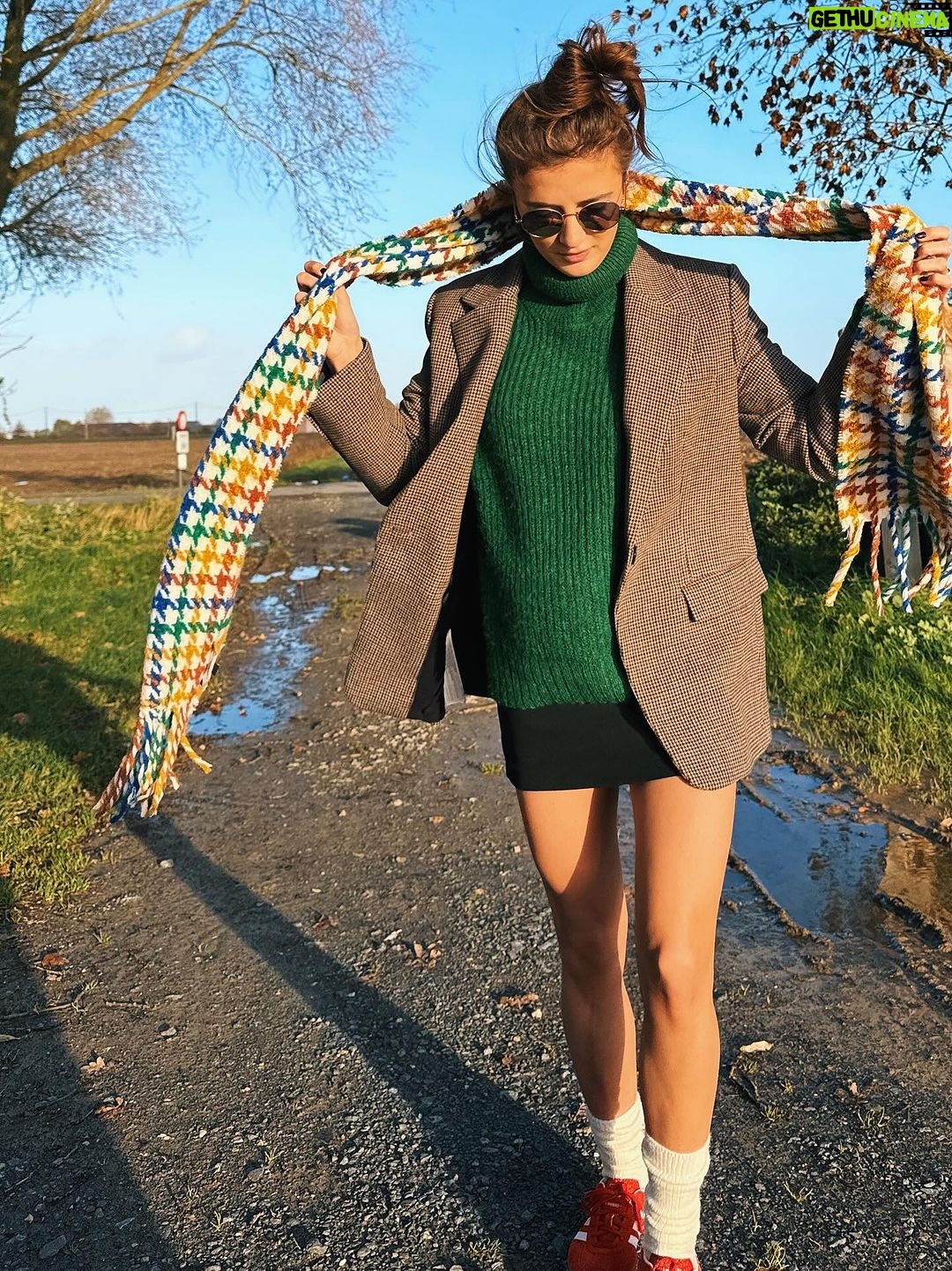Jamie-Lee Six Instagram - ik hou van deze outfit 🥹 mooie herfstdagen = my favorite 🍂🍁🍒🐿️ advertentie