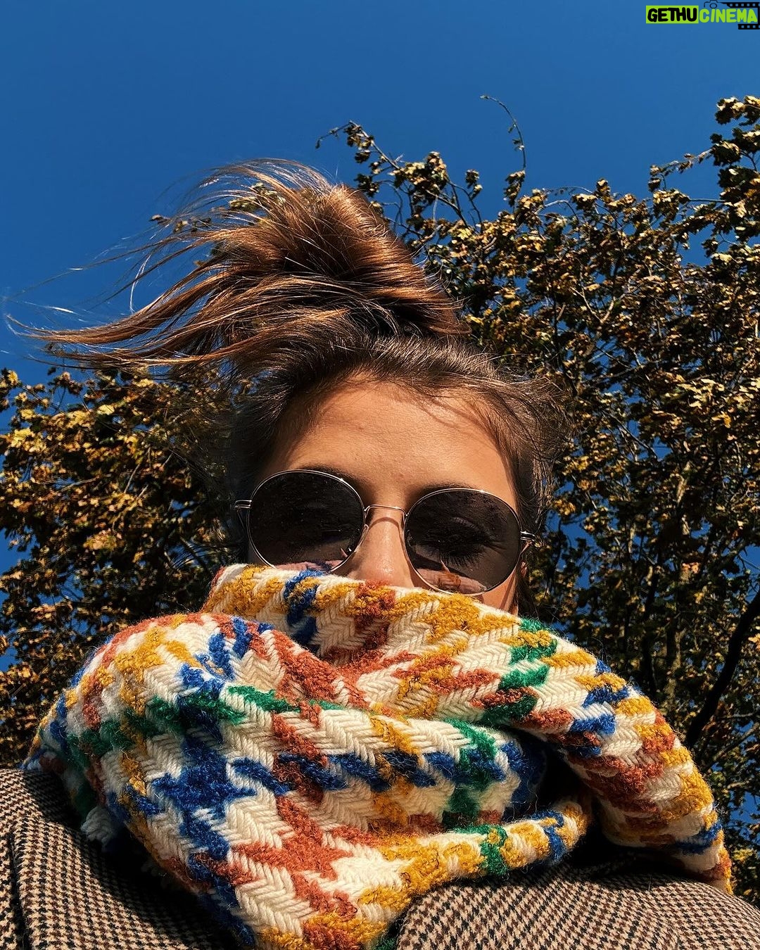 Jamie-Lee Six Instagram - ik hou van deze outfit 🥹 mooie herfstdagen = my favorite 🍂🍁🍒🐿️ advertentie