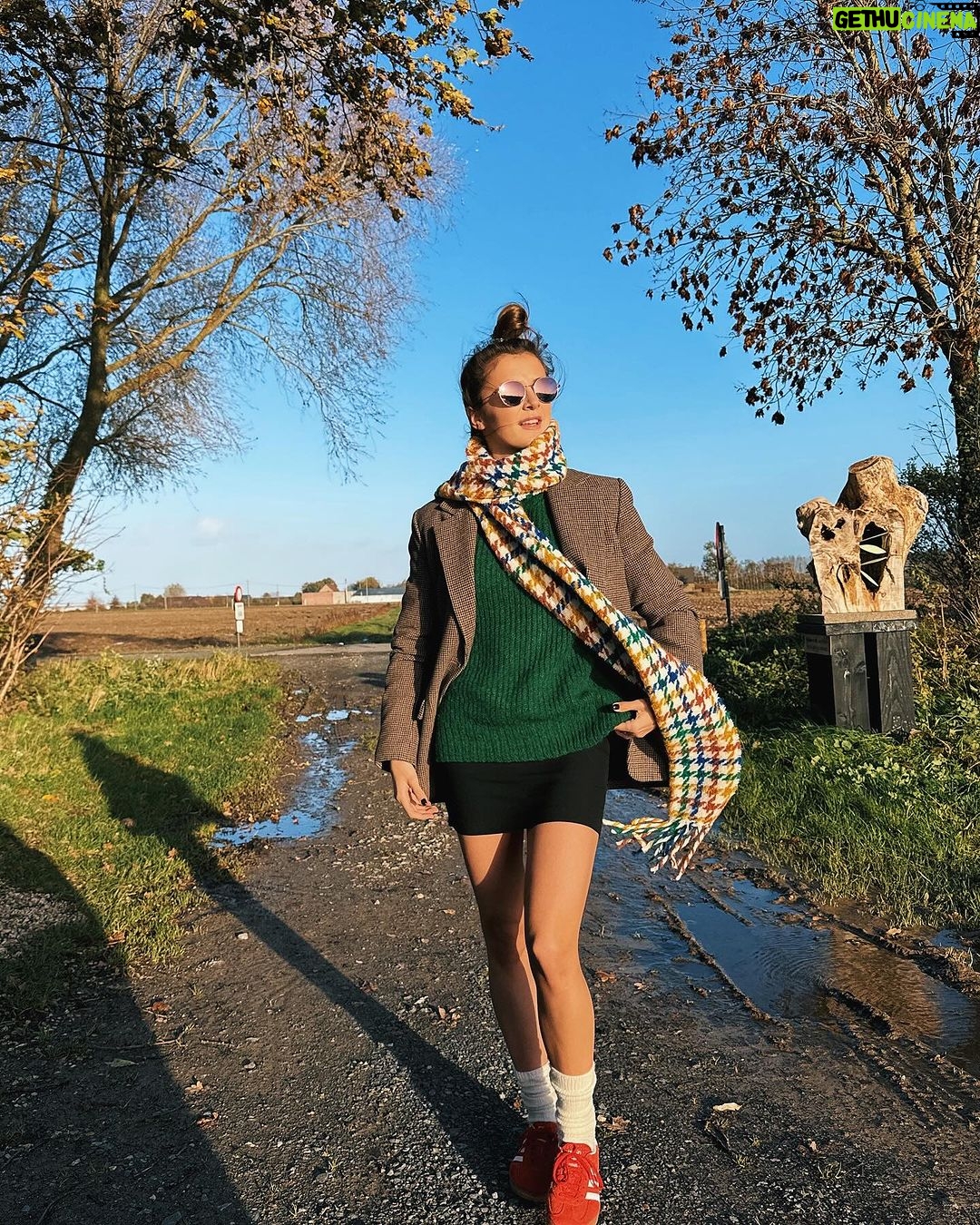Jamie-Lee Six Instagram - ik hou van deze outfit 🥹 mooie herfstdagen = my favorite 🍂🍁🍒🐿️ advertentie
