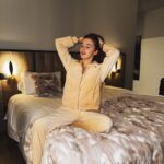 Jamie-Lee Six Instagram - some of my favorite cosy moments 😌🧖🏽‍♀️🫧 Goed nieuws want in @zizai_lingerie zijn het Zizai days en is er 10% korting op lingerie, homewear & nachtmode 🌙 publiciteit
