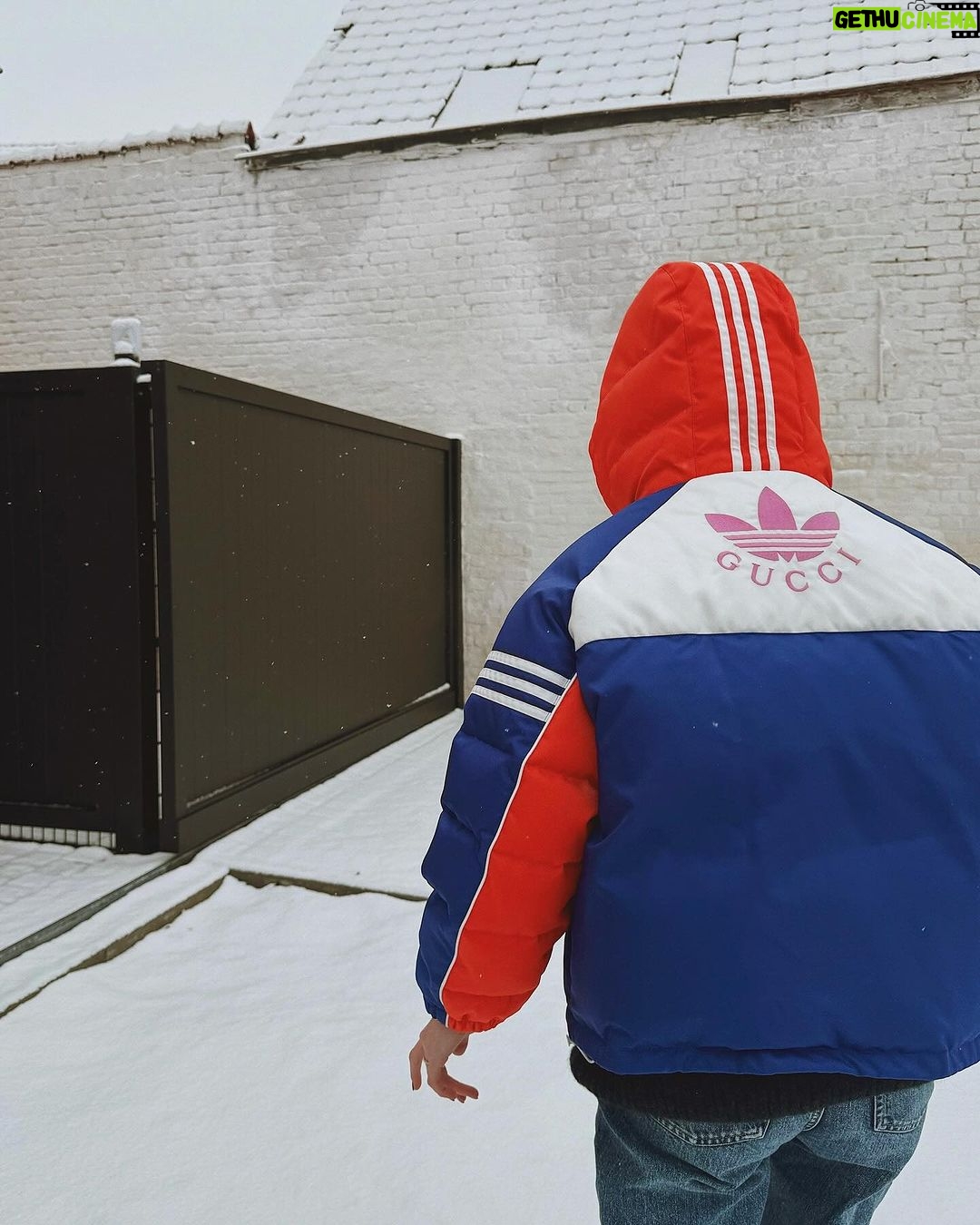 Jamie-Lee Six Instagram - ❄️☃️🌨️🤍 cosy days
