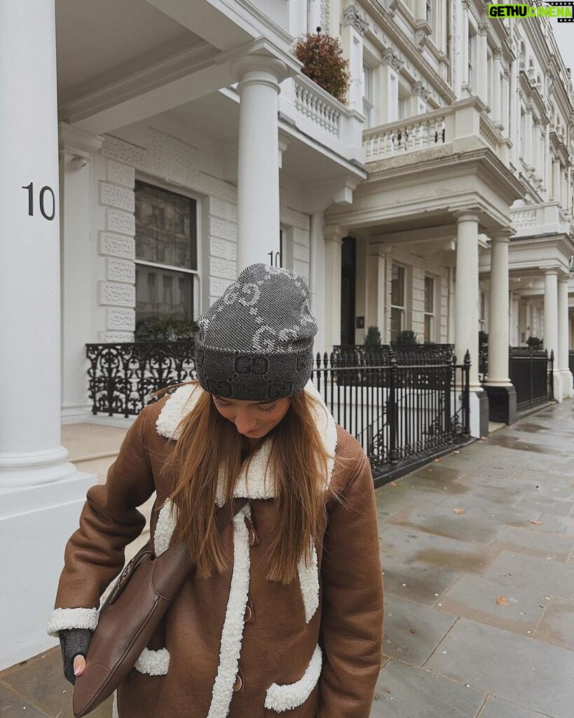 Jamie-Lee Six Instagram - some unposted London pics 🤍