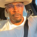 Jamie Foxx Instagram - #swipeleft #backinthedriversseat #blessed