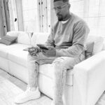 Jamie Foxx Instagram - #intermission #toast #love 🥂 @priverevaux #swipeleft