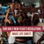 Jamie Foxx Instagram - This January, we tried - and cut - some B.S. New Year’s resolutions… but, the only one that matters? To make life SWEET!! 🥃🙌🏾 #NoBSjustBSB #CelebrateResponsibly