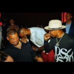 Jamie Foxx Instagram - Legendary night with a legend… I’ve always said to measure greatness. You have to measure the expectation… The expectation is almost as big as the opponent… But you, my friend have conquered, both congratulations on being the leading scorer of the NBA!!! Not bad for a kid from Akron!!! 🐐🐐🐐 #legend #swipeleft