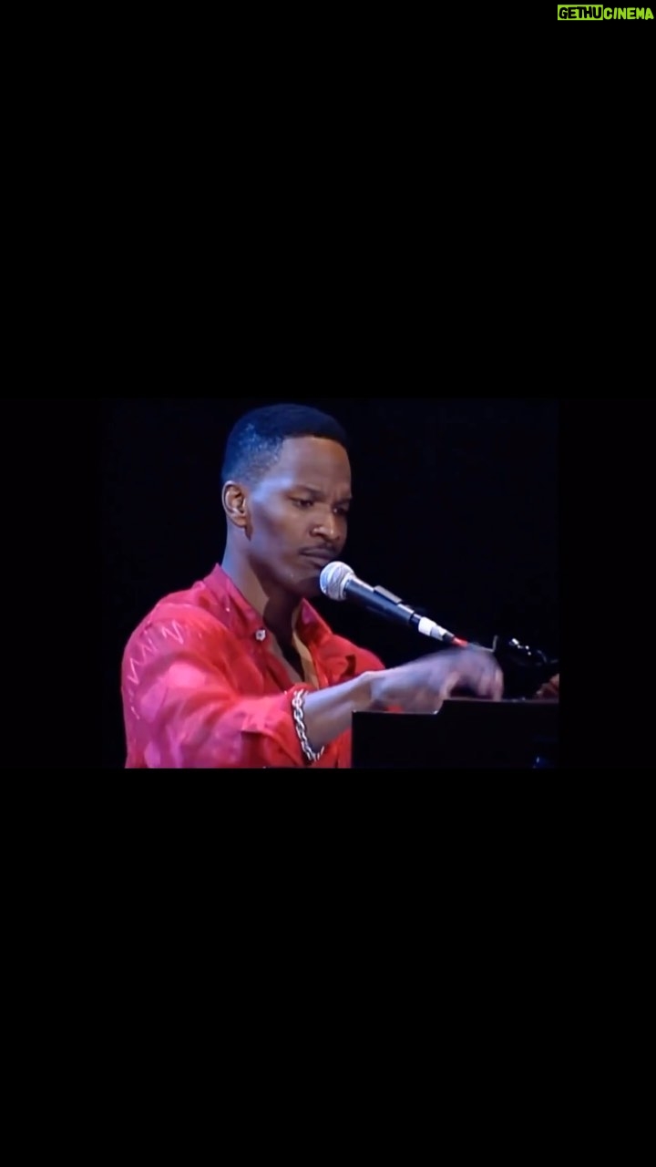 Jamie Foxx Instagram - #backonmyfunnyshit not church but chaich!