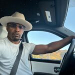 Jamie Foxx Instagram - #swipeleft #backinthedriversseat #blessed