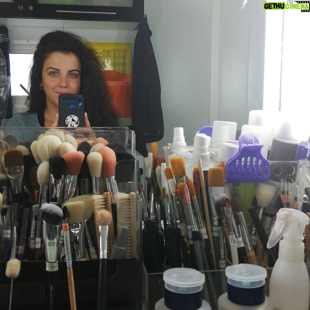 Jamie Lee O'Donnell Instagram - Such a great project, delighted to be apart of it! More info soon..but heres some super casual pics of me being a 1st class B*tch 😍🤸