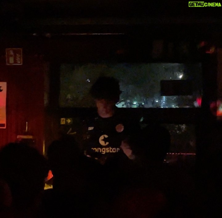 Jamie XX Instagram - Yesterday was a big fun day in Hamburg @dohertyoona @djkozeofficial @pudel_com Hamburg, Germany