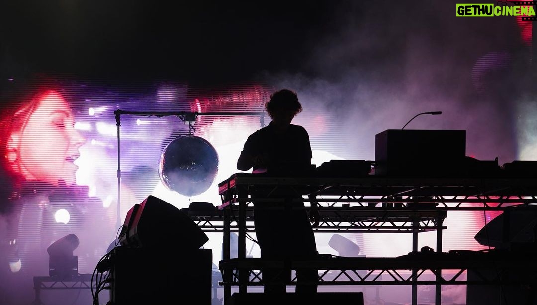 Jamie XX Instagram - Thank you @alltogethernow.ie