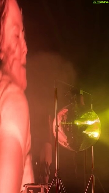 Jamie XX Instagram - Last weekend in Spain @bilbaobbklive @madcoolfestival